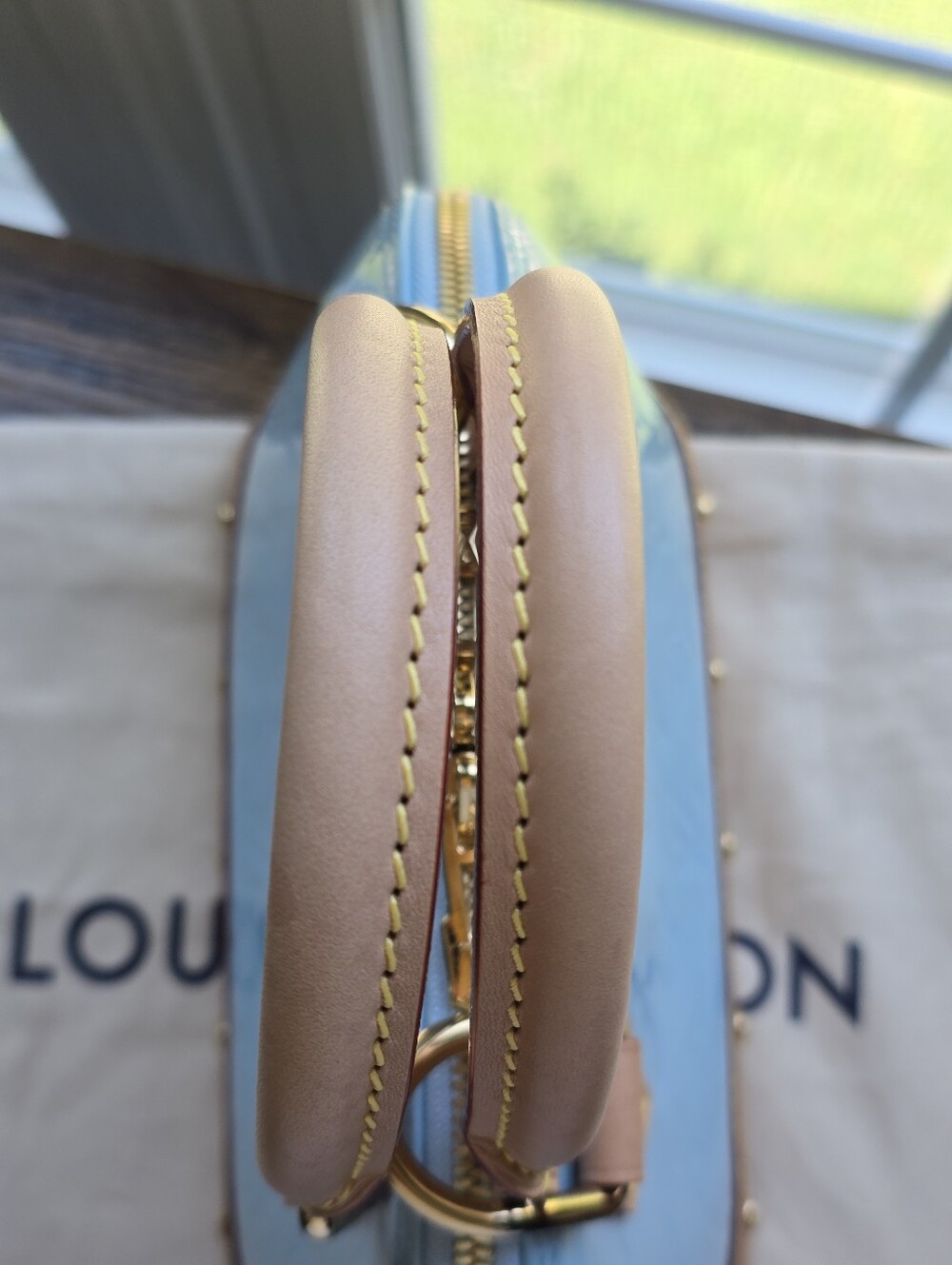 Louis Vuitton LV Remix Special Edition Vernis Hairclip Alma BB Sky Blue - Picture 9 of 16